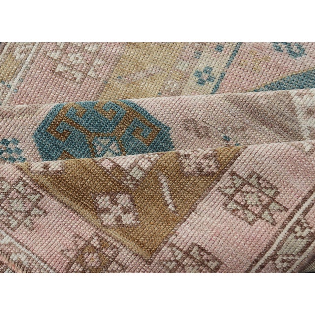 Antique Turkish Oushak Runner With Star Medallion Design in Pastel Tones For Sale - Image 9 of 10
