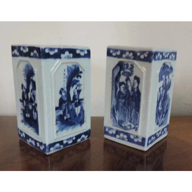 Chinese 19th Century Chinese Blue and White Porcelain Brush Pots - A Pair For Sale - Image 3 of 11