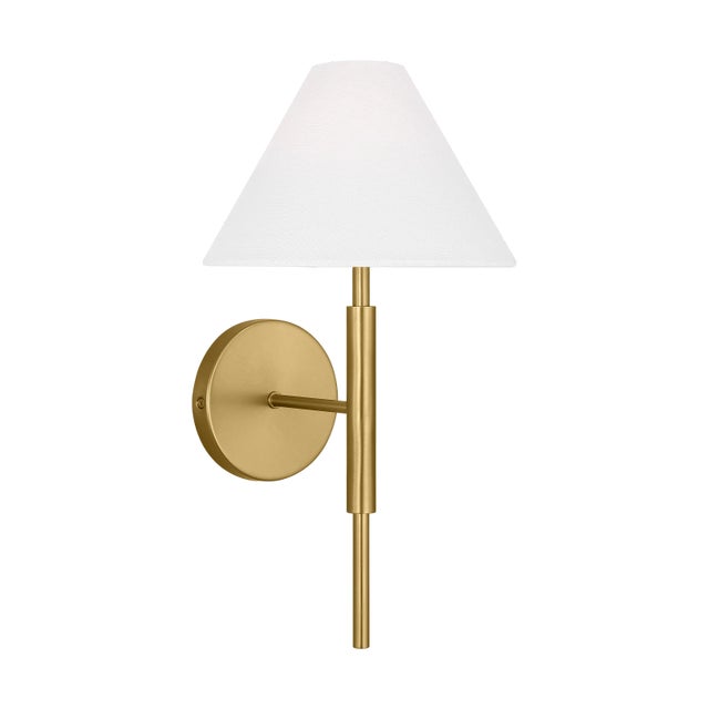 Modern and traditional meet in this updated J-arm style chandelier collection, with elongated candle tubes and empire...