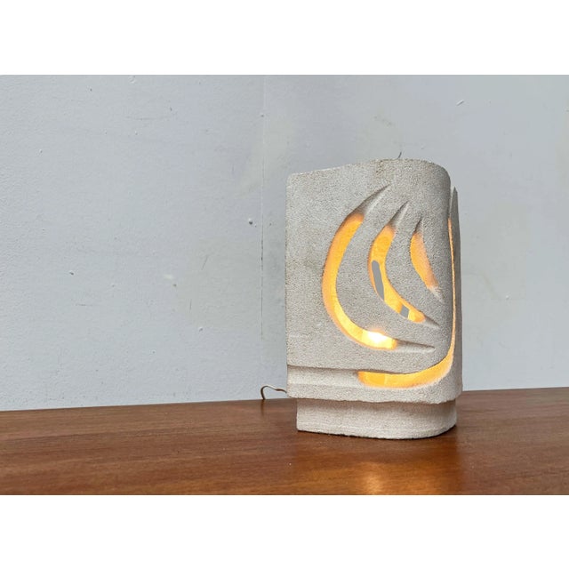 Mid-Century Modern French Stone Table Lamp by Evy Dan For Sale - Image 17 of 18