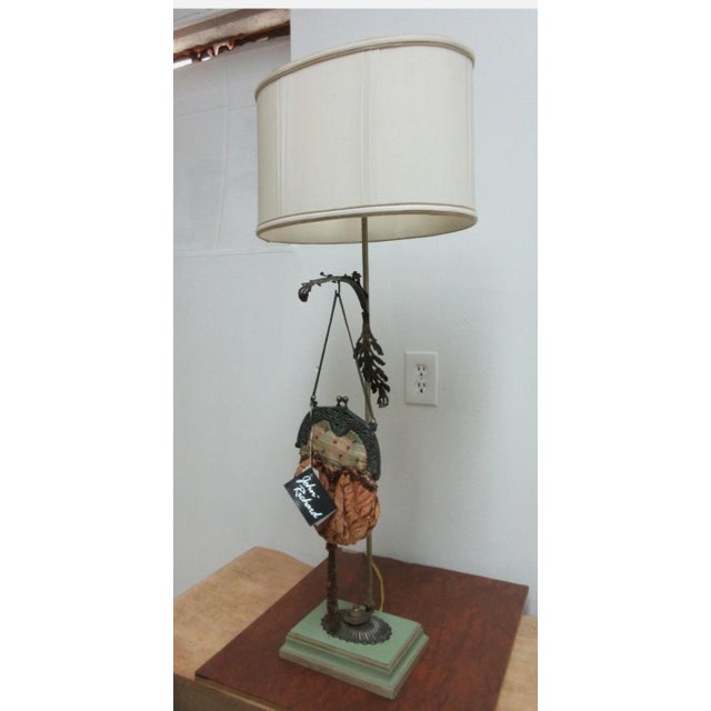 1990s John Richard French Beaded Victorian Hanging Purse Italian Regency Table Lamp W/ Shade For Sale In Philadelphia - Image 6 of 12
