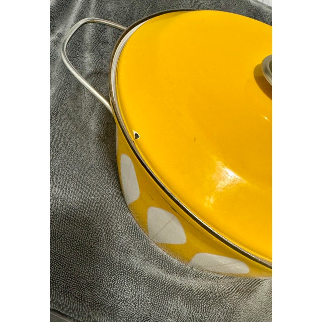 Mid-Century Modern Vintage Cathrineholm Yellow Lotus Enamel Dutch Oven Lidded Pot For Sale - Image 3 of 12