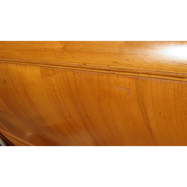 Wood 1980s Ethan Allen Sleigh Designer Queen Bed Carved For Sale - Image 7 of 10
