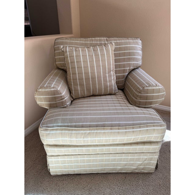 Ethan Allen Ethan Allen Chair and Ottoman For Sale - Image 4 of 7
