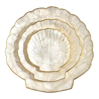 Vintage Capiz Shell Nesting Trays With Brass Trim – Coastal Hollywood Regency Set of 3 For Sale