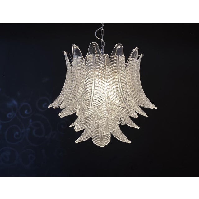 Mid-Century Modern Italian Murano Trasparent Felci Glass Chandelier, 1990 For Sale - Image 3 of 18