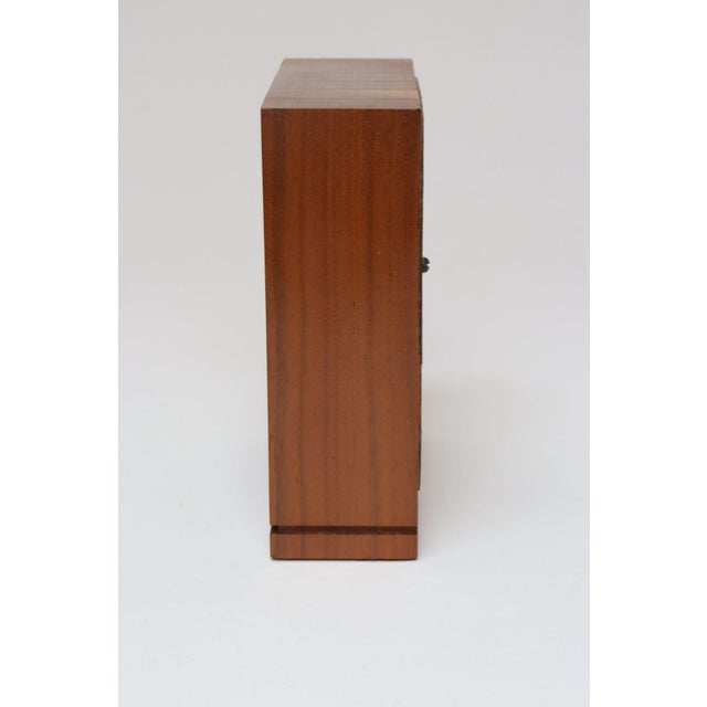 1970s Vintage American Modernist Staved Walnut Square Wall Clock With Date Window For Sale - Image 5 of 13