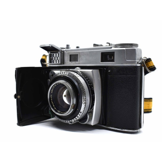 Vintage German Kodak Retina IIIc Folding Rangefinder Camera With Schneider-Kreuznach Retina Lens For Sale - Image 4 of 13