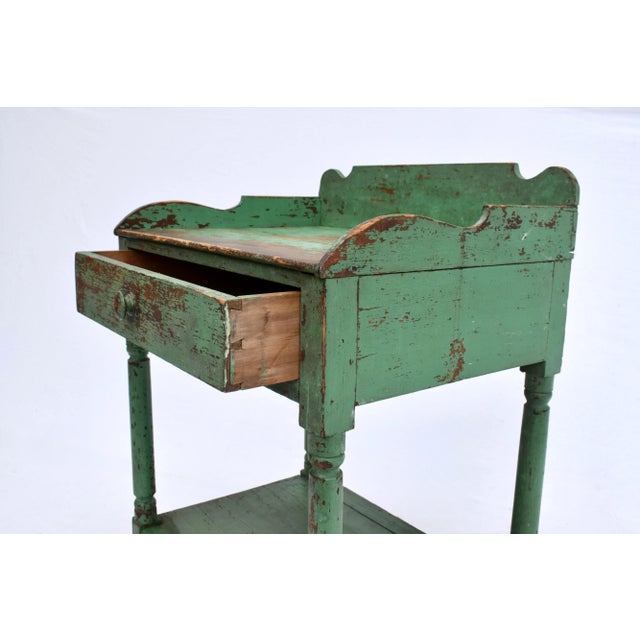 Antique Two Tier Wash Stand, Dovetail Joinery, Original Green Paint For Sale In Philadelphia - Image 6 of 15