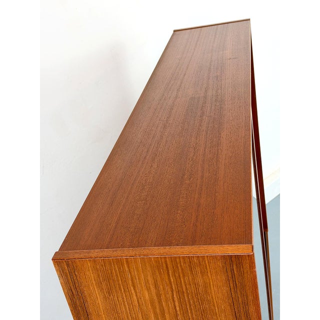 Danish Teak Cabinet with Glass Doors by Carlo Jensen for Hundevad & Co, 1960s For Sale - Image 13 of 18