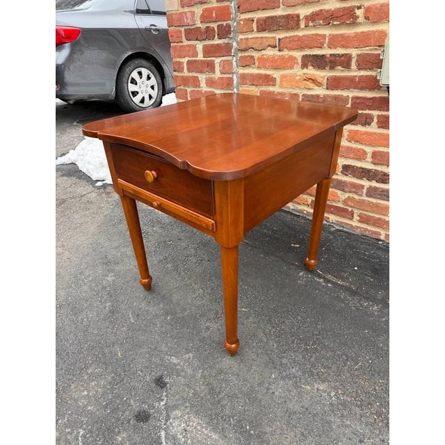 Early 21st Century Vintage Sheraton Style Side Table by Lexington Furniture For Sale - Image 5 of 15