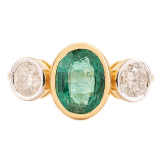 1 CTW Zambian Emerald and Diamond Bezel Set Ring Size 7 in 18k Gold For Sale