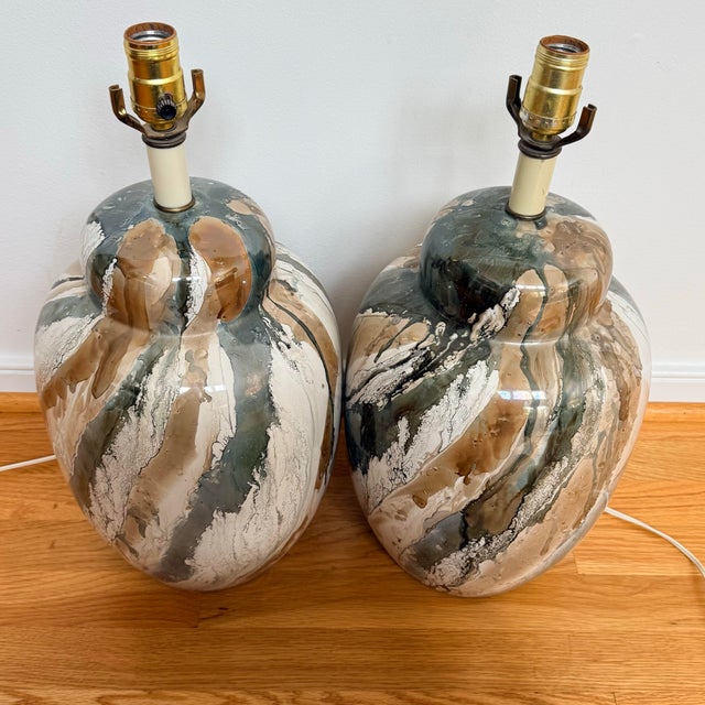 1970s Pair of Vintage Marbled Glaze Table Lamps in Sage, Cream & Taupe, Organic Modern - A Pair For Sale - Image 5 of 8