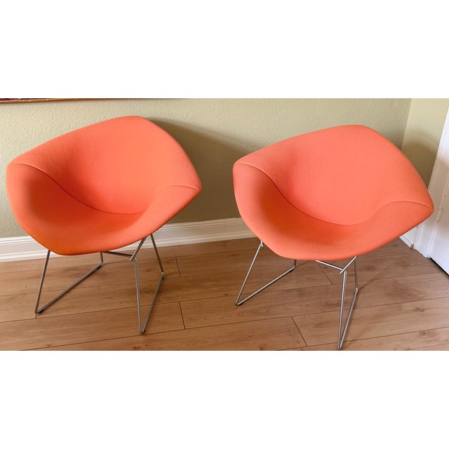 Red 421 Diamond Chairs in Silver Chrome and Peachy Orange Upholstery by Harry Bertoia for Knoll, 1990s, Set of 2 For Sale - Image 8 of 15