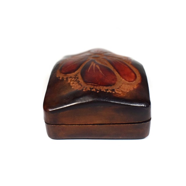Piero Capecchi 1990s Small Handmade Italian Leather Box by Piero Capecchi For Sale - Image 4 of 8