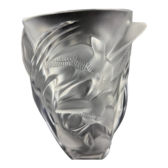 Lalique Martinets Vase 9.7” French Crystal Signed Circa 1980s *Excellent Condition For Sale