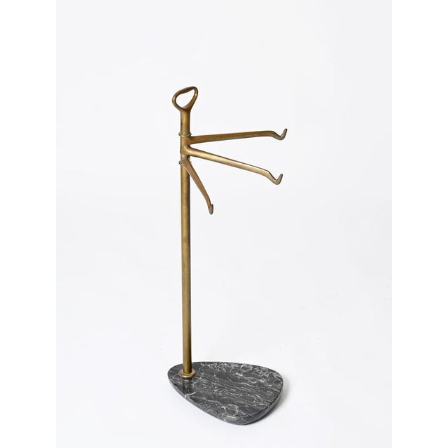 Metal Italian Art Deco Brass and Black Marble Towel Stand in the style of Gio Ponti, 1920s For Sale - Image 7 of 13