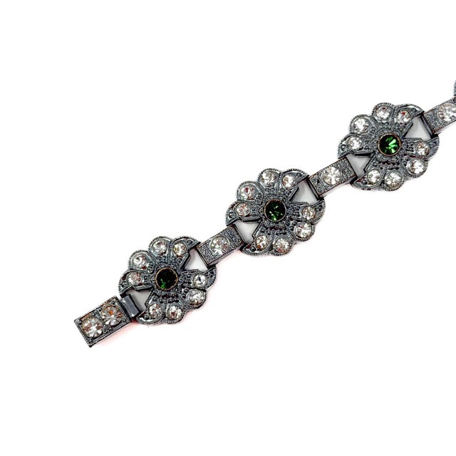 Metal Art Deco Green and Clear Paste Flower Bracelet, 1930s For Sale - Image 7 of 10
