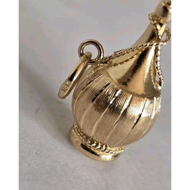 Vintage Two-Tone Gold Chianti Wine Bottle Charm Pendant, 1960s For Sale - Image 4 of 13