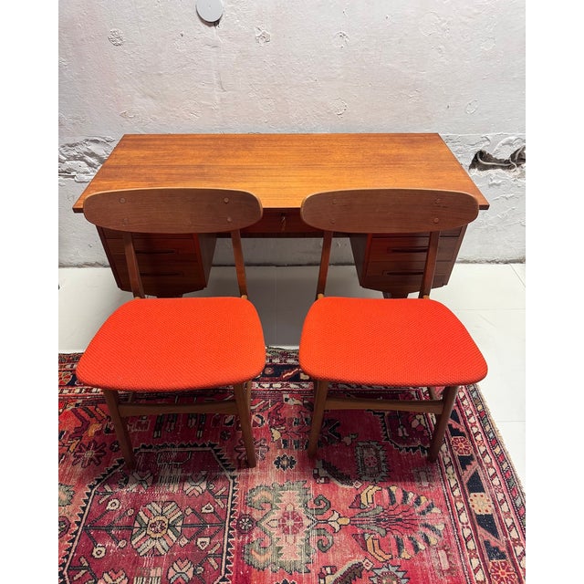 Vintage Danish Wooden Chairs, 1960s, Set of 2, in Very Good conditions. Designed 1960 to 1969