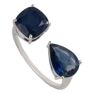 4 Carat Natural Blue Sapphire Toi Et Moi Cockrtail Ring Size 6.5 in 18k Gold For Sale