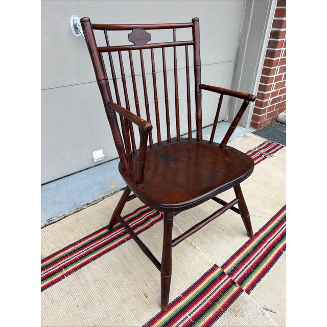 Antique Pennsylvania Butterfly & Birdcage Back Windsor Armchair, Circa 1810-1820 A handsome Pennsylvania Windsor armchair...
