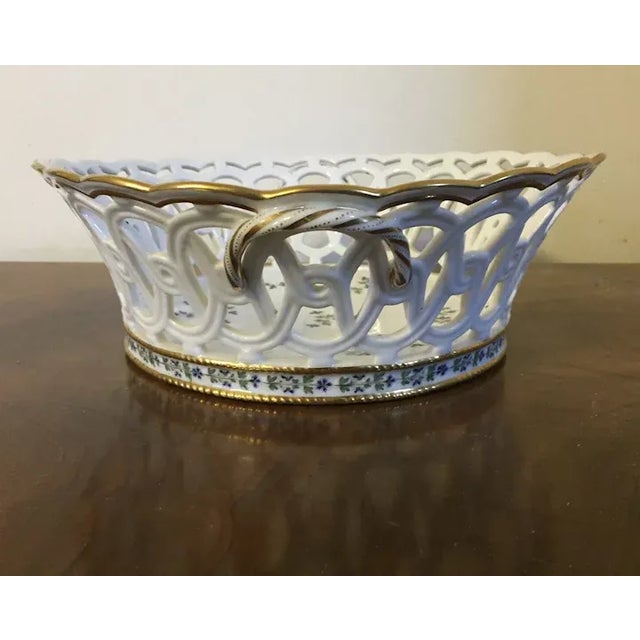 White Antique 18th Century French Empire Dihl et Guerhard Porcelain Sprig Reticulated Corbeille For Sale - Image 8 of 12