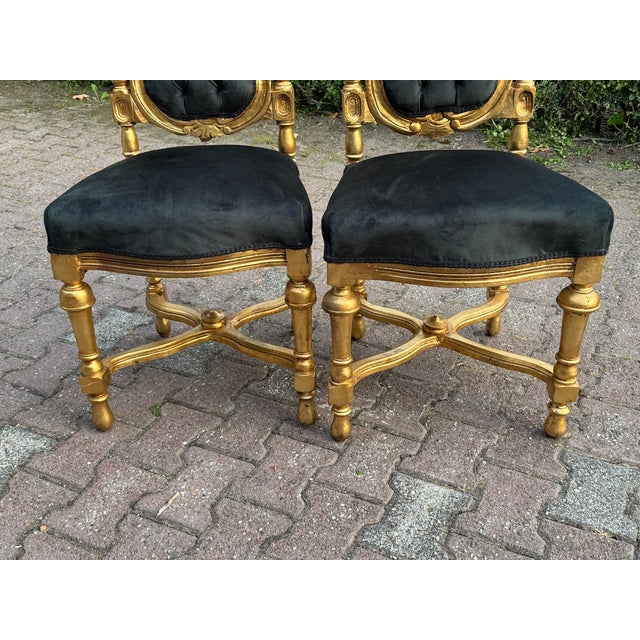 c.1900 Italian Rococo Gold Beech Velvet Dining Chairs - Set of 8 Pc For Sale - Image 16 of 18