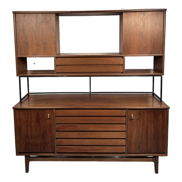 Mid-Century Modern Sideboard With Topper, Mfg. By Stanley Furniture For Sale