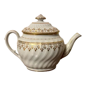 Antique Early 19th Century Chamberlain's Worcester Porcelain Tea Pot