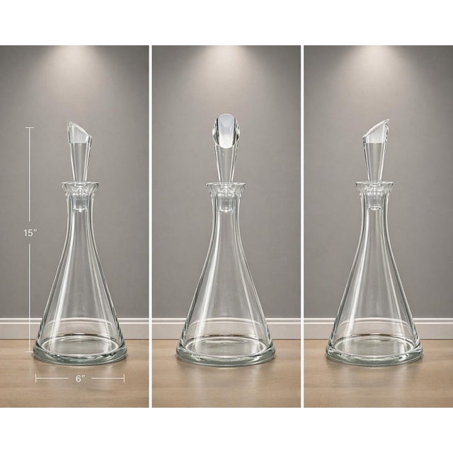 Minimalism Modernist Clear Crystal Decanter W/ Sculptural Stopper, Minimalist Barware For Sale - Image 3 of 12