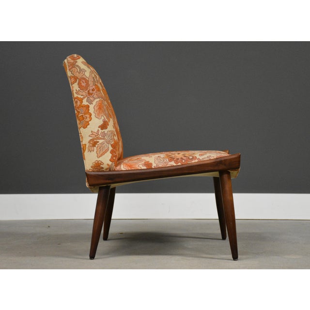 Mid-Century Modern Walnut Lounge Chair by Kroehler Furniture For Sale - Image 3 of 9