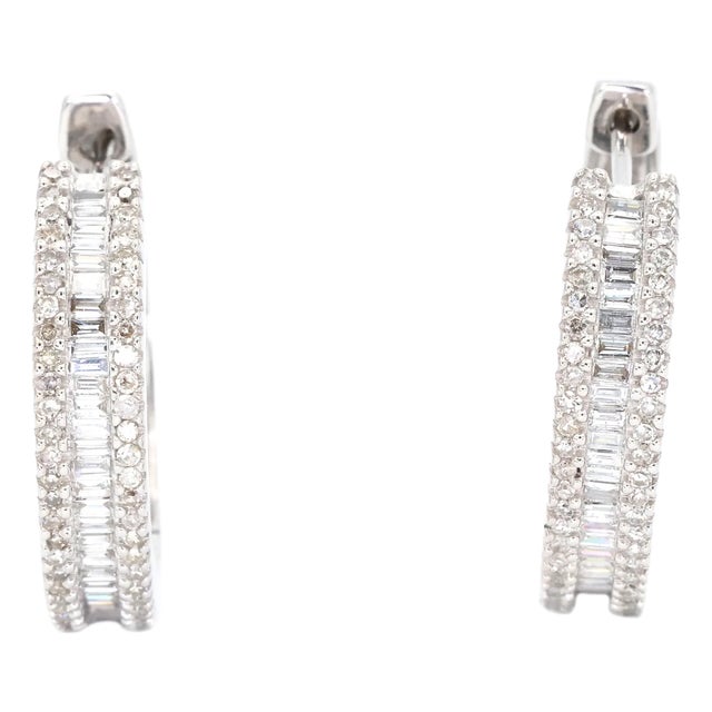14k(585) White Gold Natural Diamond Hoop Earring - Set of 2 For Sale