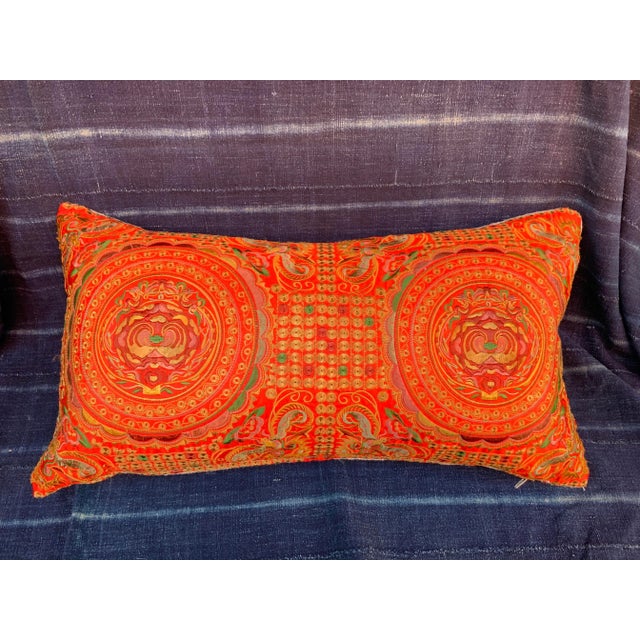 Hollywood Regency Silk Embroidered Chinoiserie Floral Moth Pillow For Sale - Image 4 of 9