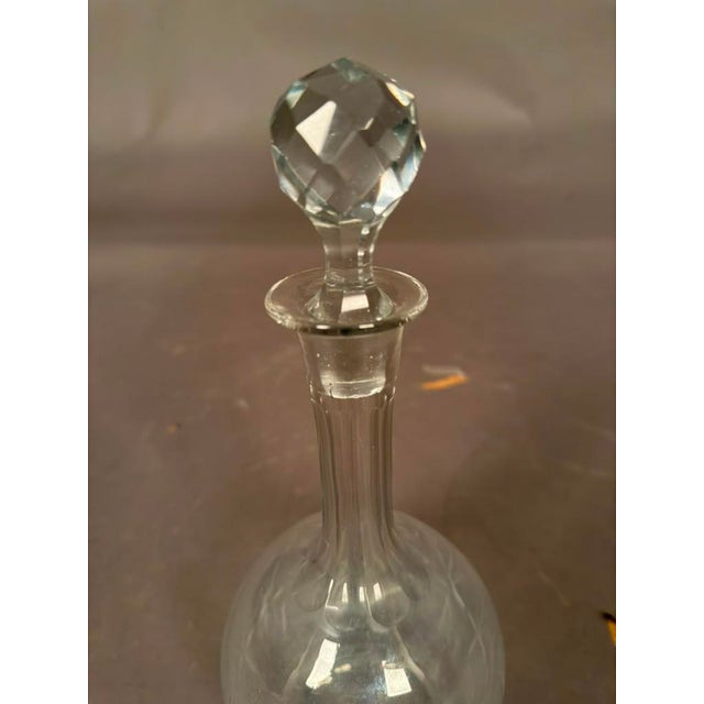 English 1920s English Cut Glass Decanter With Stopper For Sale - Image 3 of 8