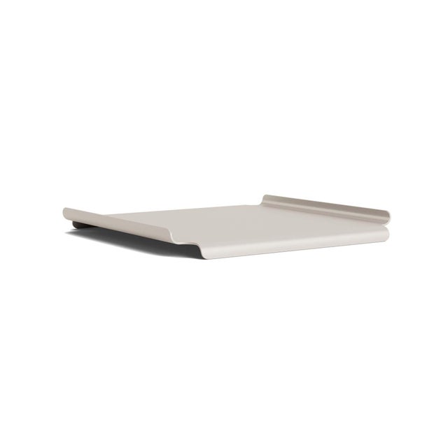 Originally designed in 1956 by Tadao Inouye and reimagined in 2012 by Richard Frinier, Kantan exemplifies the breezy...