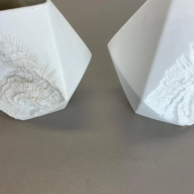 Op Art German Biscuit Porcelain Vases from Ak Kaiser, 1970s, Set of 2 For Sale - Image 6 of 15