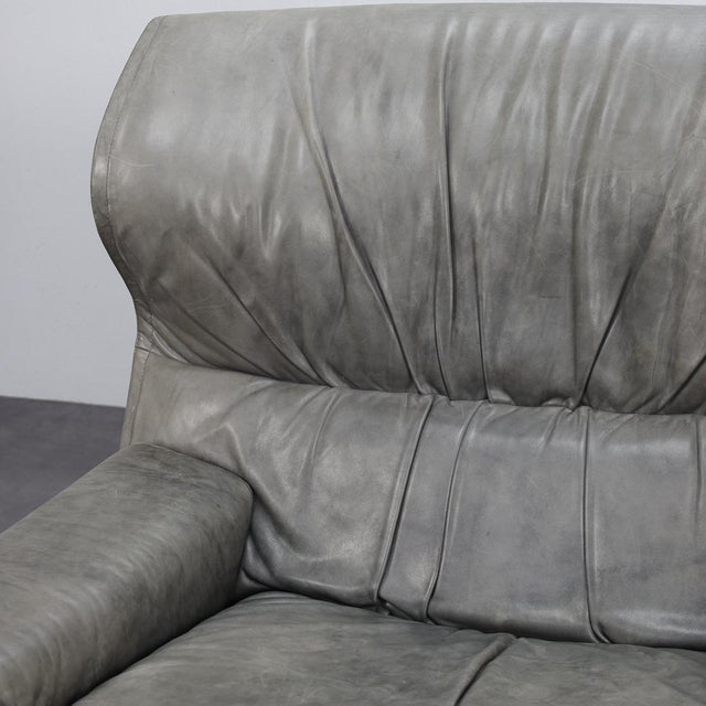 Metal Set of Vela Alta Leather Lounge Chair and Ottoman by Giovanni Offredi for Saporiti, Italy, 1970s For Sale - Image 7 of 10