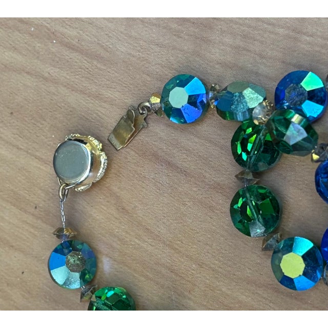 1940s 1950s Blue/Green Beaded Necklace W/ Gold Rose Clasp For Sale - Image 5 of 6