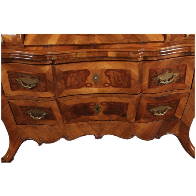 Baroque Museum Secretary Mainz in Walnut, 1750s For Sale - Image 10 of 18