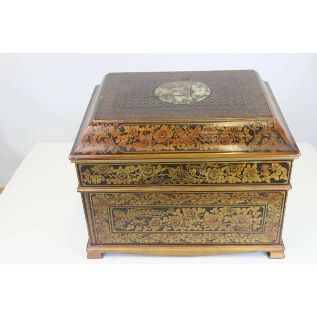 19th Century Large Chinoiserie Penwork Box Table with Mother-of-Pearl Inlay For Sale In West Palm - Image 6 of 8