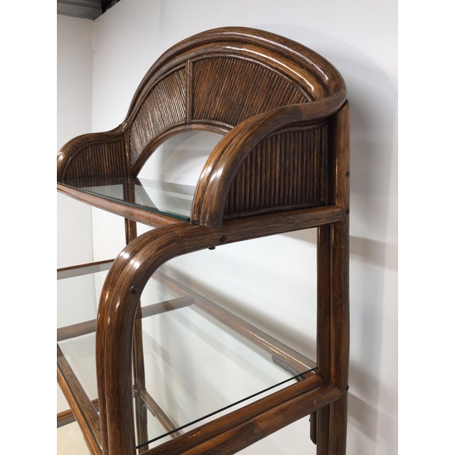 Vintage Rattan and Glass Arched Fan Top Multi Shelf Etagere For Sale In Philadelphia - Image 6 of 18