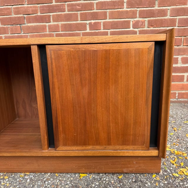 Merton Gershun for Dillingham Esprit Walnut Record Storage Bench For Sale - Image 11 of 12