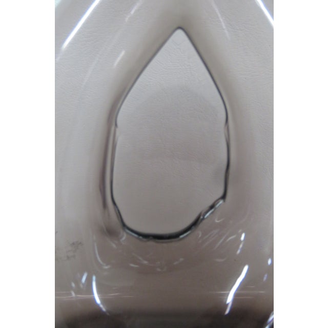 Purple Pinched Bulb Vase Made in Sweden Mid Century Modern Sculpted Glass 4745b For Sale - Image 10 of 17