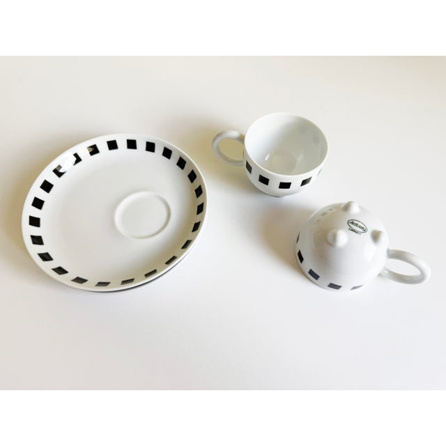 1980s Memphis Tea Set by Matteo Thun for Arzberg Porzellan, Germany - Set of 5 For Sale - Image 14 of 15