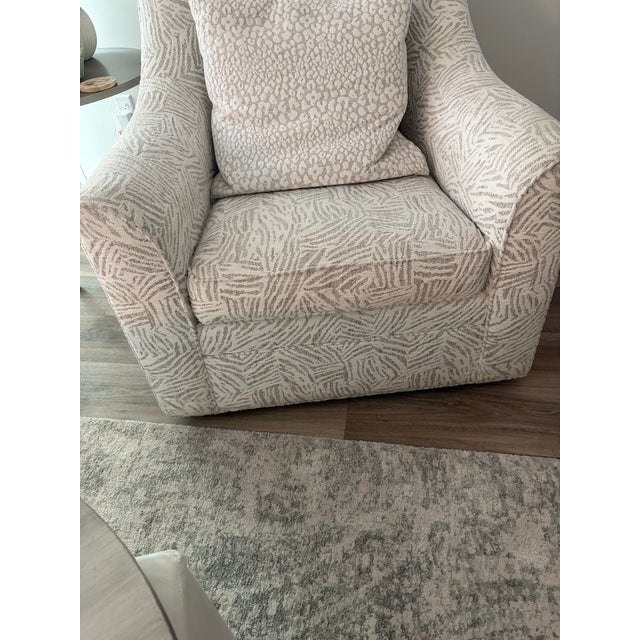 Vanguard Nicholas Barrel Back Chair For Sale In Greenville, SC - Image 6 of 8