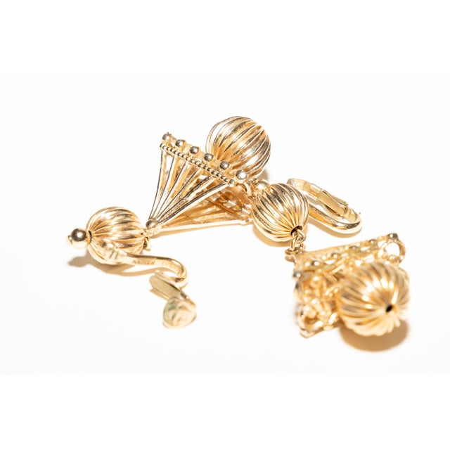Napier Vintage 1950's Napier Gold Filled Clip on Dangle Earrings, Pair For Sale - Image 4 of 12