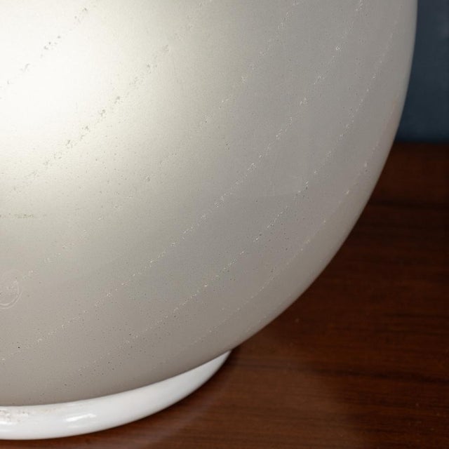 Vintage Italian Egg Shaped Table Lamp, 1980 For Sale - Image 7 of 14