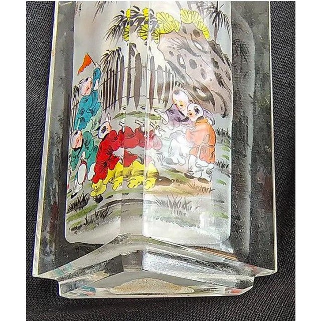 Vintage Signed Chinese Inside-Painted Glass Snuff Bottle – Rare Triangular Form For Sale In Portland, ME - Image 6 of 11