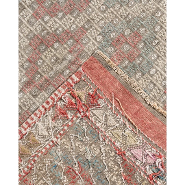 1940s Vintage Turkish Jajim Flatweave Area Rug 5'1 X 8'11 For Sale - Image 5 of 9